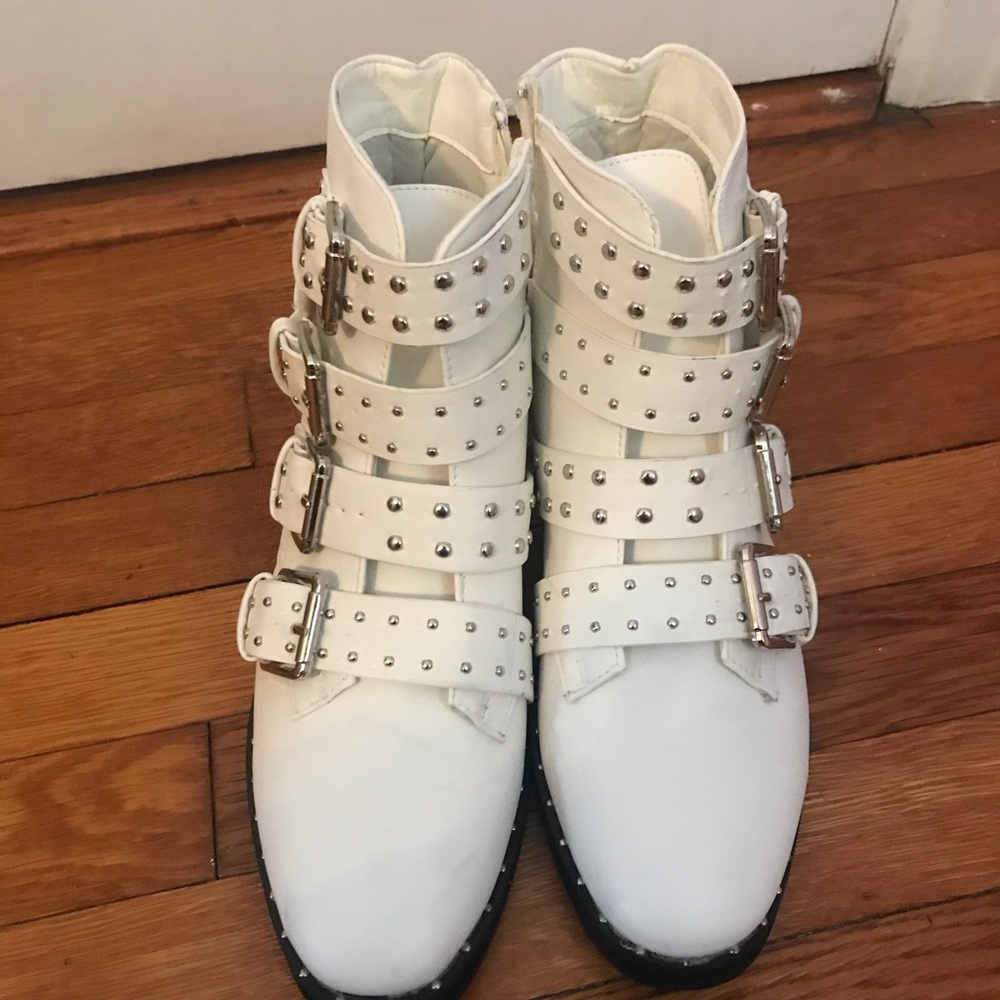 White boots with buckle